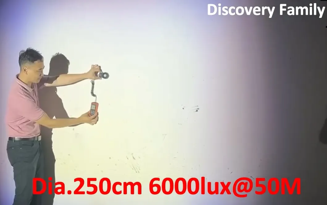 एलईडी स्पॉट सर्च लाइट 200W 300W IP66 वाटरप्रूफ स्टील विरोधी जंग 1000m 3000m समुद्री जहाज पोत नाव दूरस्थ खोज बचाव सर्च लाइट 1